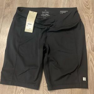 NWT SWEATY BETTY all day biker shorts